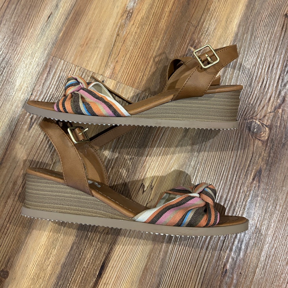 Soda Women's Strappy Sandals - Brown and Multicolor SZ 10